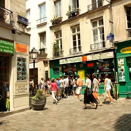 Cute 1 Bedroom Apartment Close To Beaubourg & Le Marais Apartment