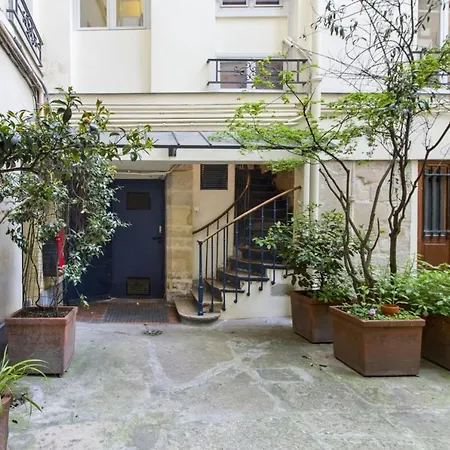 Apartment Cute 1 Bedroom Apartment Close To Beaubourg & Le Marais *